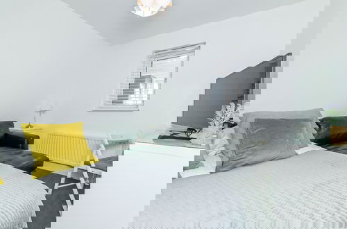 Foto 4 - Archers House