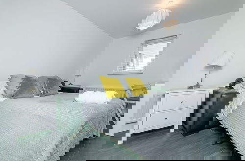 Foto 3 - Archers House