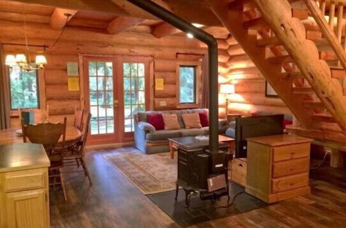 Photo 8 - Mt Baker Lodging Cabin 10 Sleeps 8