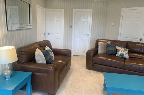 Photo 8 - Birch Lodge 20 With Hot Tub, Newton Stewart