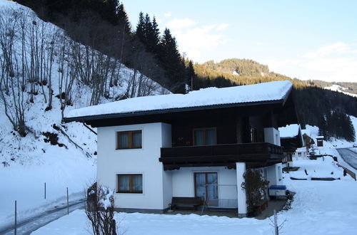 Photo 15 - Spacious Apartment near Ski Area in Salzburg