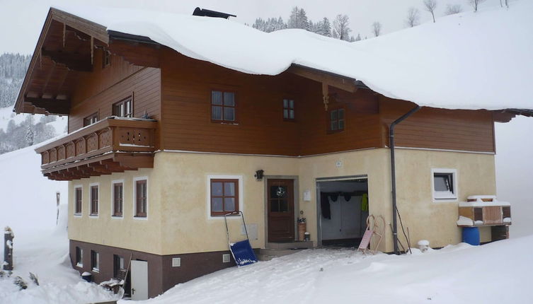 Foto 1 - Spacious Apartment with Garden near Ski Area in Wagrain