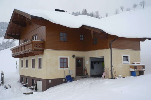 Foto 1 - Spacious Apartment with Garden near Ski Area in Wagrain