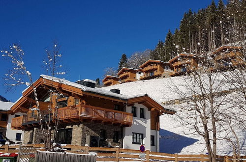 Photo 22 - Chalet in Muehlbach am Hochkoenig With Sauna