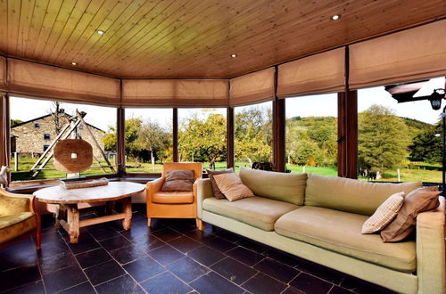 Photo 19 - Rustic House With Sunroom