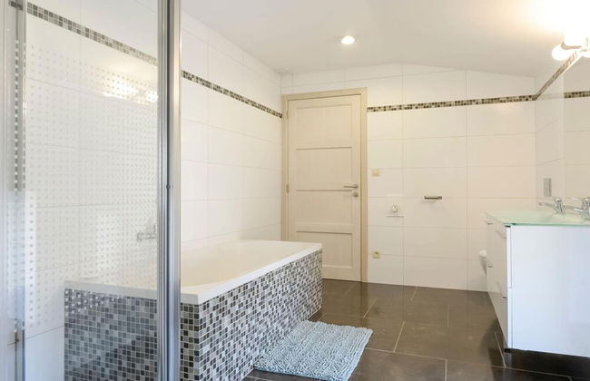 Magnificent Holiday Home in Manhay With Fenced Garden - Foto 22