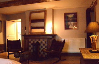 Photo 2 - Charming House With Fireplace