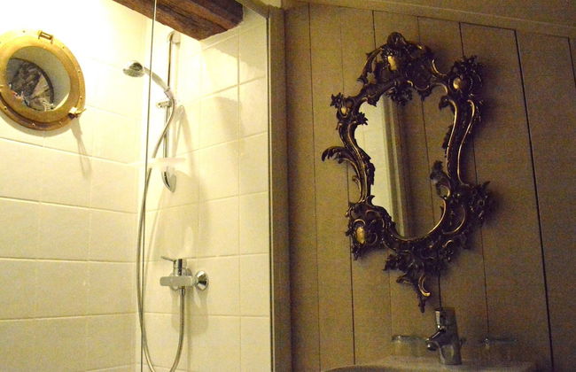 Holiday Home in Bievre Near Town Center - Foto 16