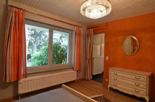 Foto 3 - Elegant Villa in Stavelot With Fitness and Playroom and an Incredible Garden