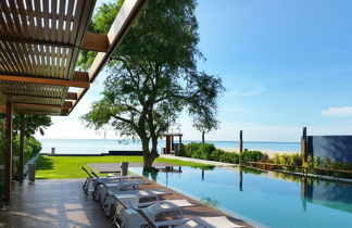 Photo 1 - Baan Thew Talay Blue Sapphire