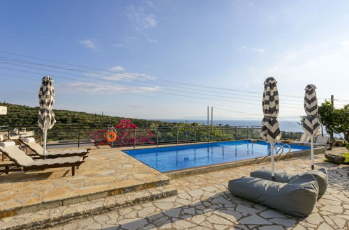 Photo 5 - Poolside Castle Panoramic Seaview Retreat