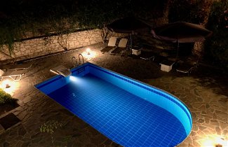 Foto 1 - Beautiful, Modern, Luxuriously Villa, Private Swimming Pool 8 p NW Coast, Crete