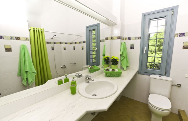 Electra Beachfront Villa - Foto 44