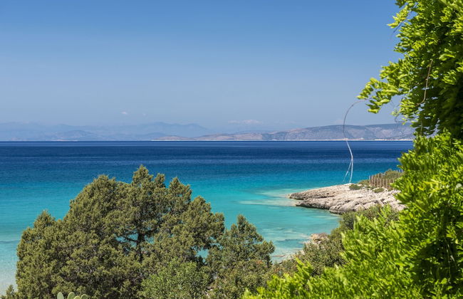 Electra Beachfront Villa - Foto 42