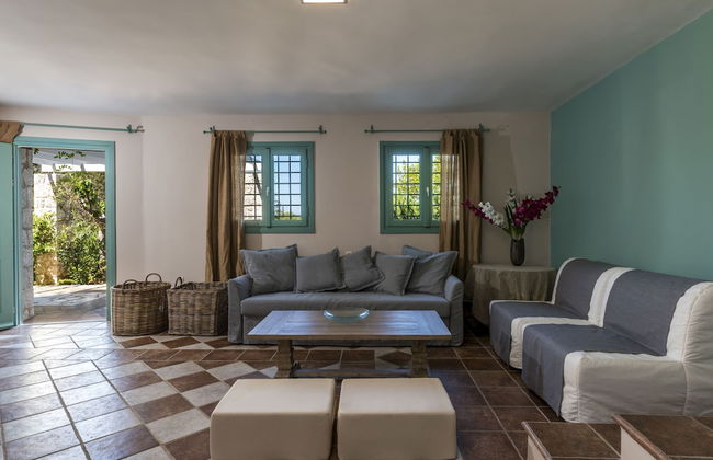 Electra Beachfront Villa - Foto 29