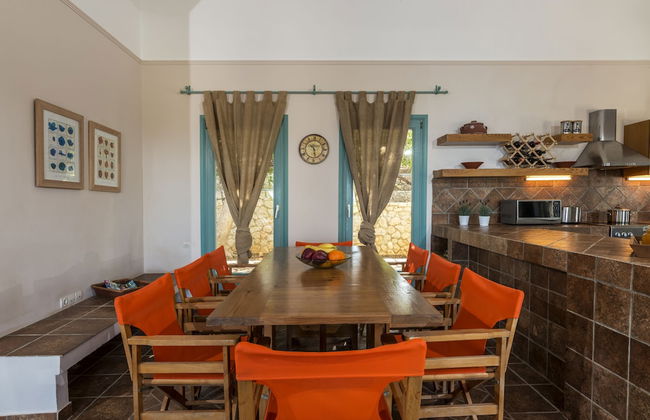 Electra Beachfront Villa - Foto 59