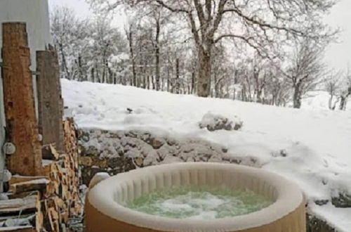 Foto 40 - Comfy Holiday Home in Bunjevci With Hot Tub