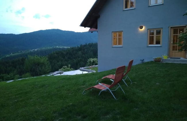 Comfy Holiday Home in Bunjevci With Hot Tub - Foto 36