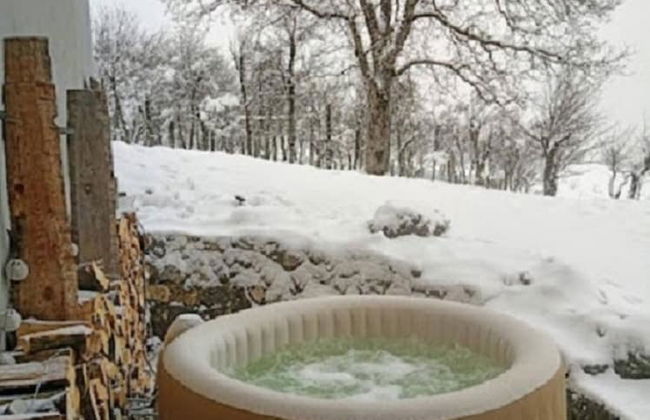 Comfy Holiday Home in Bunjevci With Hot Tub - Foto 25