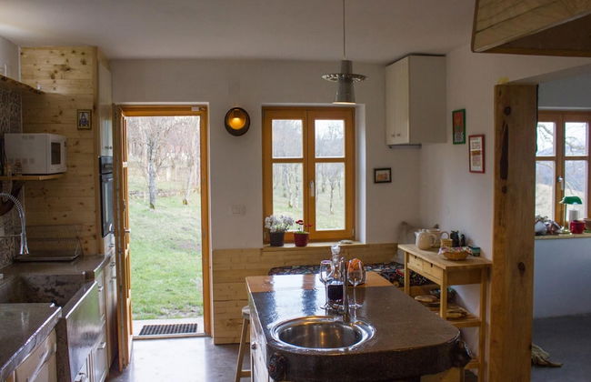 Comfy Holiday Home in Bunjevci With Hot Tub - Foto 6