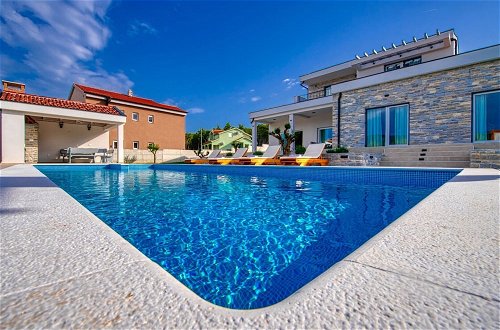 Foto 23 - Splendid Villa With Private Pool, Amazing sea View, Garden With Outside Kitchen