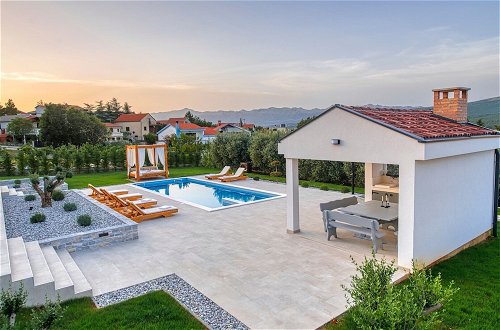 Foto 25 - Splendid Villa With Private Pool, Amazing sea View, Garden With Outside Kitchen