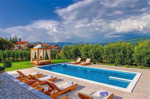 Foto 30 - Splendid Villa With Private Pool, Amazing sea View, Garden With Outside Kitchen