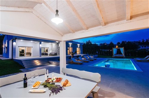 Foto 20 - Splendid Villa With Private Pool, Amazing sea View, Garden With Outside Kitchen