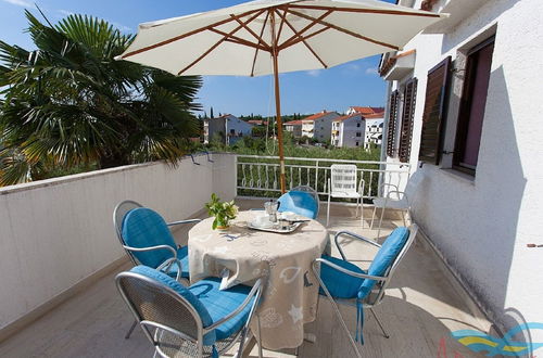 Photo 5 - Nice Apartment With Terrace & Grill