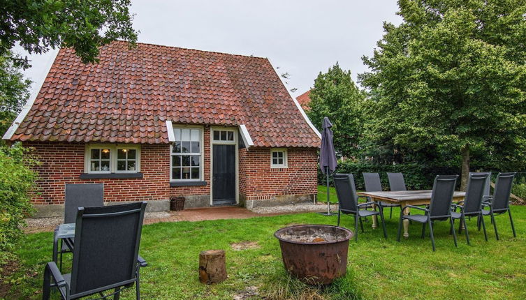 Photo 1 - Quaint Farmhouse in Enschede With Terrace