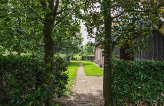 Photo 3 - Quaint Farmhouse in Enschede With Terrace