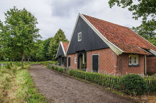 Foto 40 - Quaint Farmhouse in Enschede With Terrace