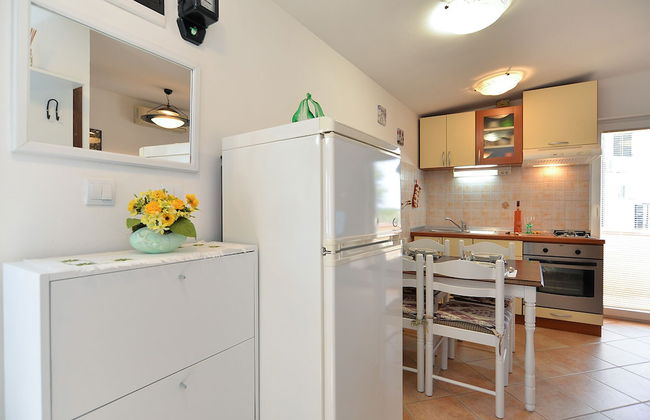 Apartment 1203 - Photo 17