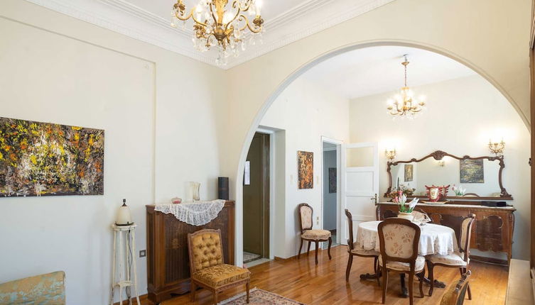 Photo 1 - Classic Central Athinian Apartment