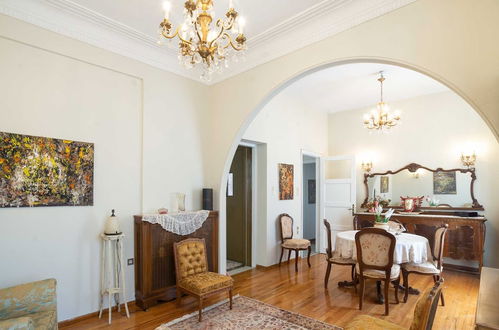 Photo 1 - Classic Central Athinian Apartment