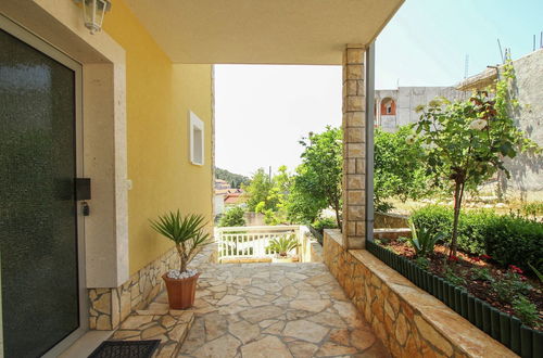 Foto 15 - Boutique Apartment With Garden in Trogir