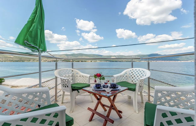Luxurious Holiday Home in Arbanija with Hot Tub - Foto 38