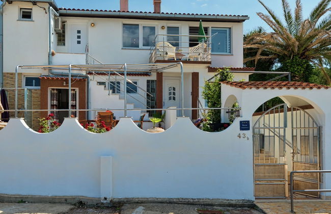 Luxurious Holiday Home in Arbanija with Hot Tub - Foto 31