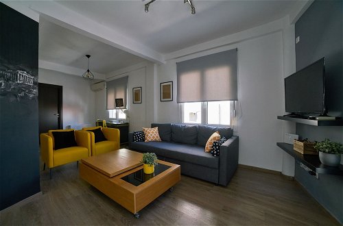 Photo 10 - V&V Central & Elegant Apartment
