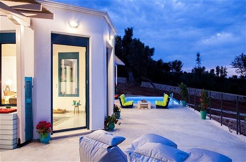 Photo 20 - Zidanos Luxurious Villa