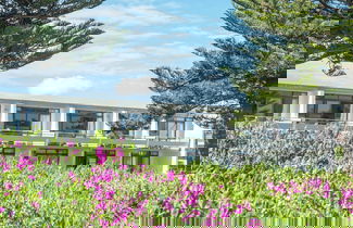 Foto 1 - Whispering Sands Motel