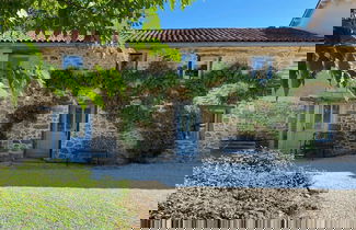Foto 1 - Spacious Gite With Large Terrace