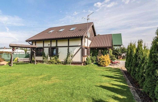 Holiday Home by Lake Jamno Near Mielno Beach - Foto 1