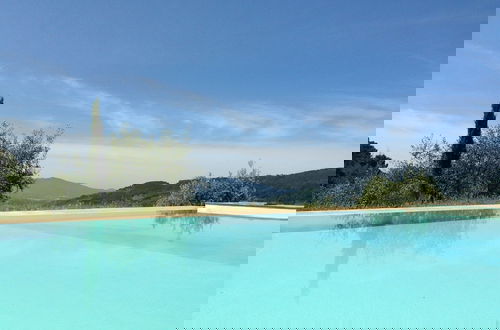Photo 44 - Spectacular Holiday Home in Pescia With Swimming Pool