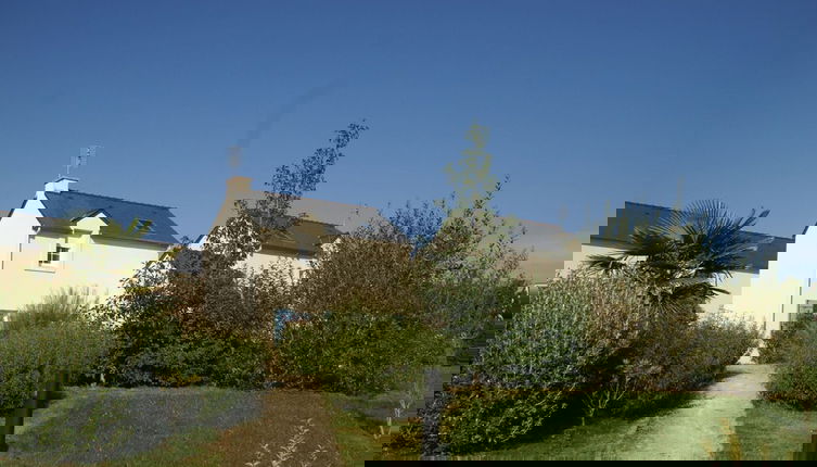 Foto 1 - Pleasant Breton Holiday Home Near the bay of Douarnenez