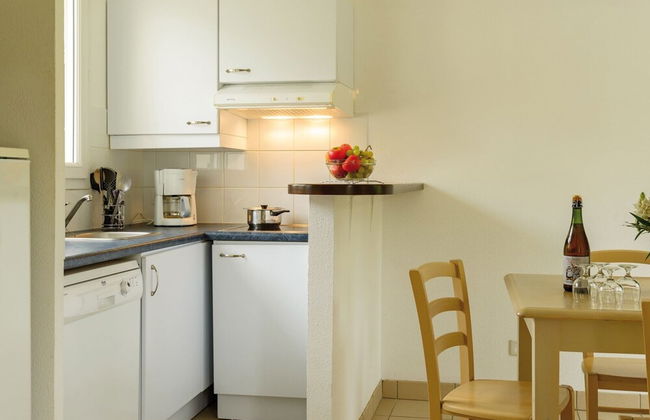 Pleasant Breton Holiday Home Near the bay of Douarnenez - Foto 8