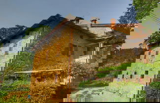 Foto 1 - Farmhouse With Stables, Horses and the Ability to Make Horseback Riding