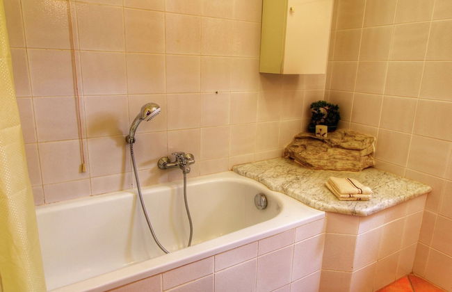 Alluring Farmhouse in Ortignano With Swimming Pool - Foto 43