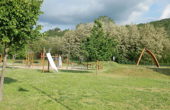 Alluring Farmhouse in Ortignano With Swimming Pool - Foto 57