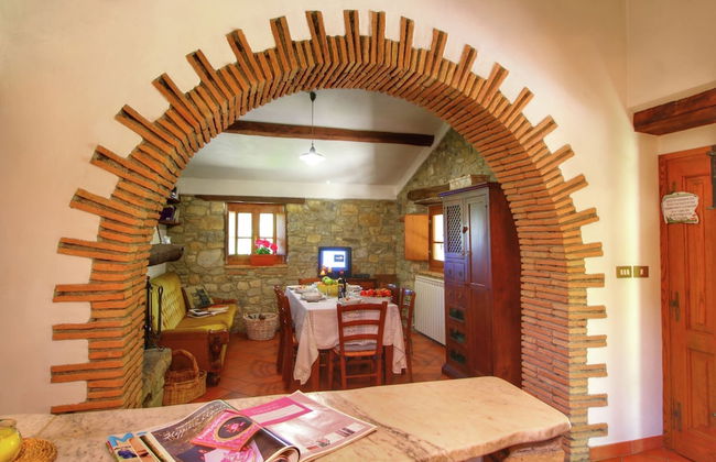Alluring Farmhouse in Ortignano With Swimming Pool - Foto 68
